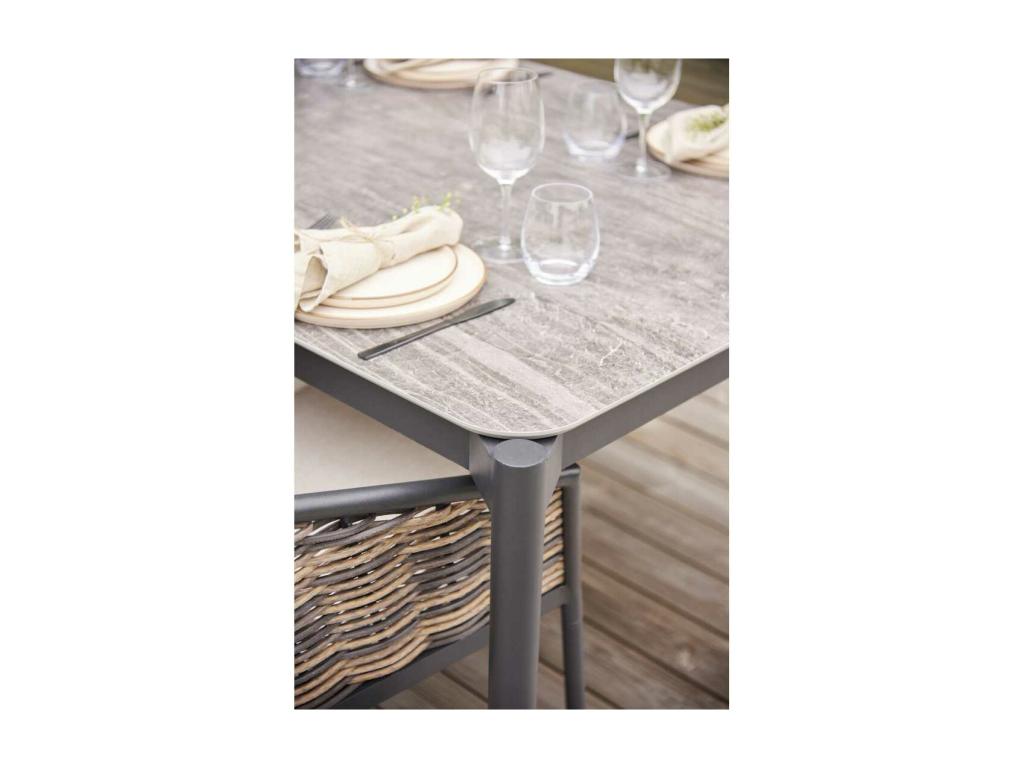 Bo garden table 104x204cm black grey stone decor.